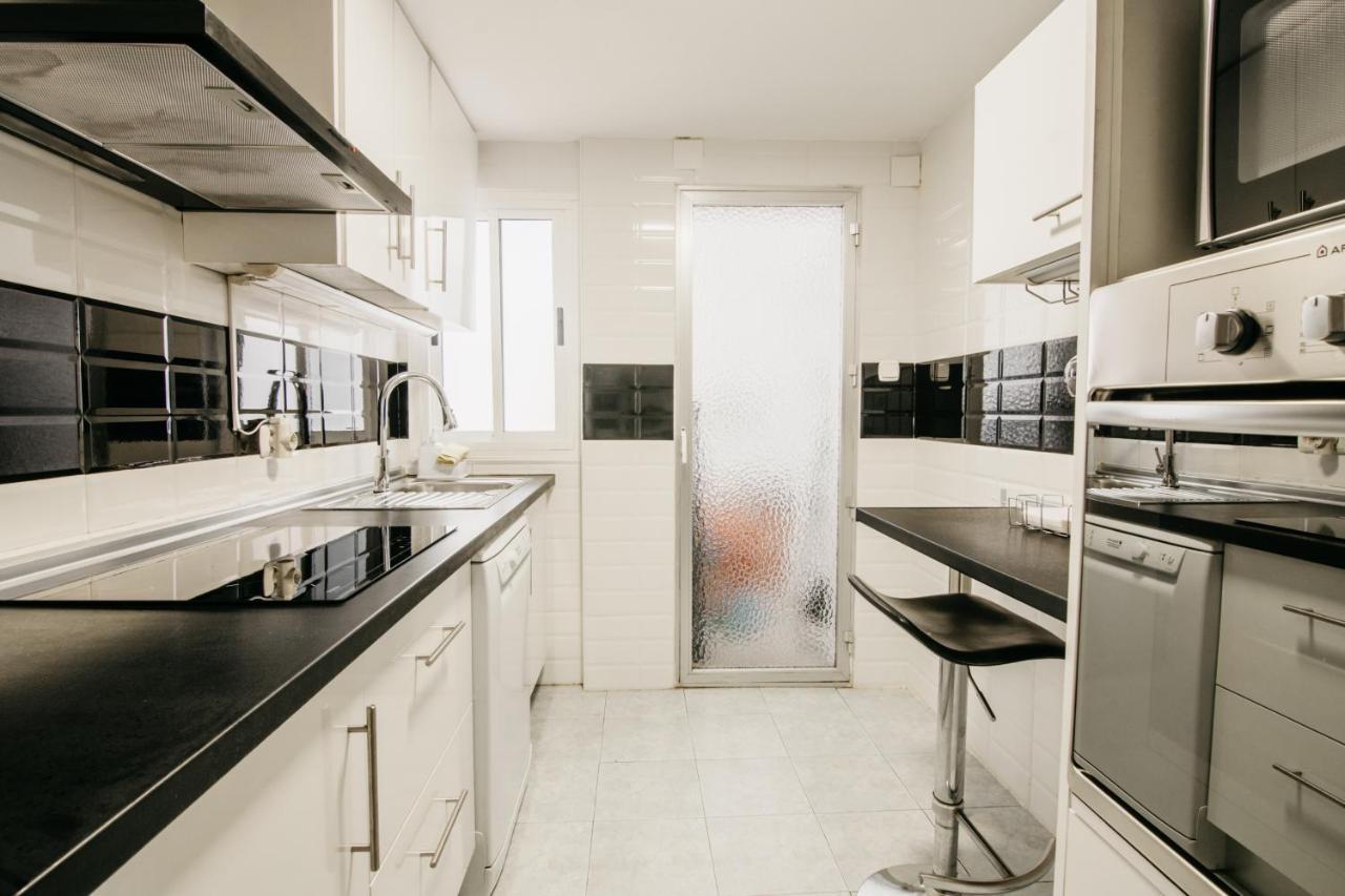 Tuguest Maria Luisa Apartment Гранада Екстериор снимка