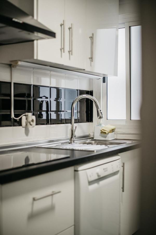 Tuguest Maria Luisa Apartment Гранада Екстериор снимка