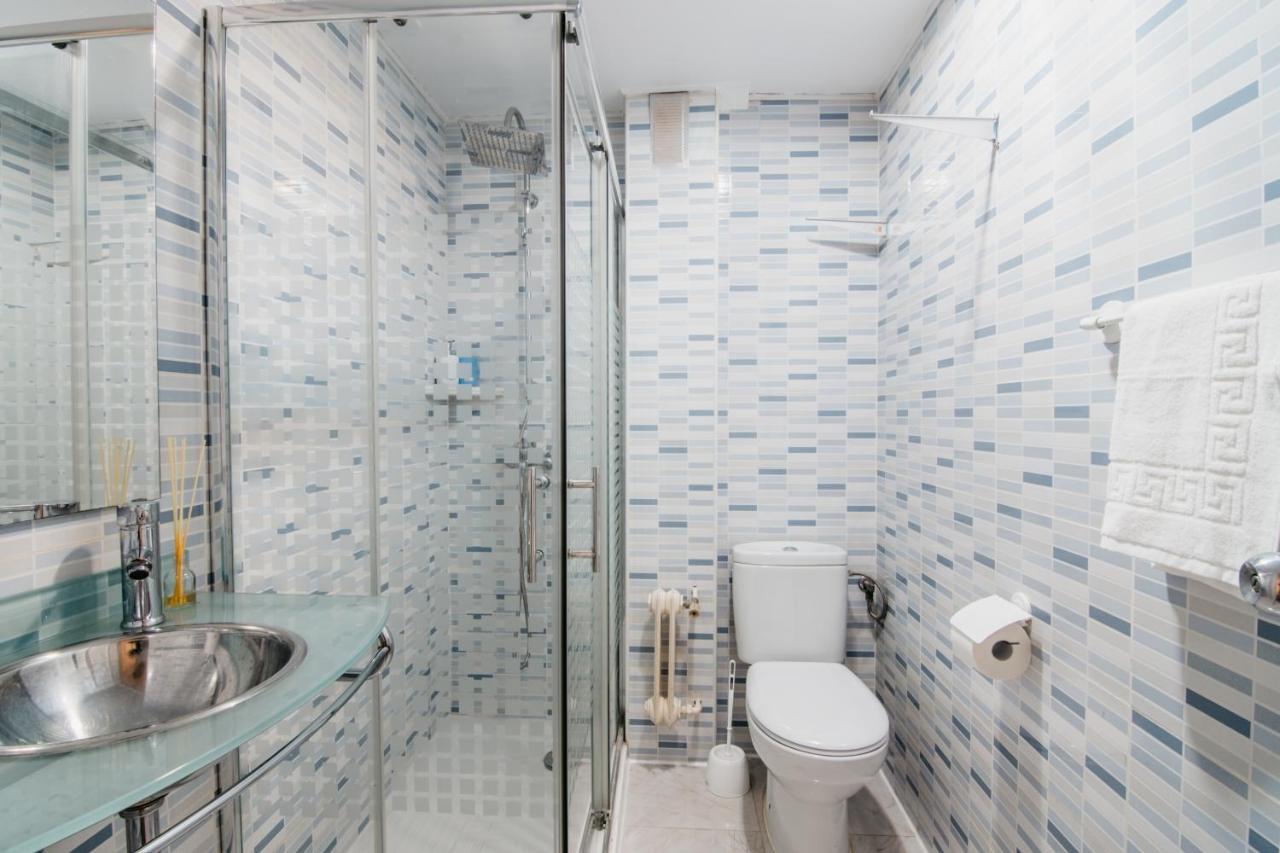 Tuguest Maria Luisa Apartment Гранада Екстериор снимка