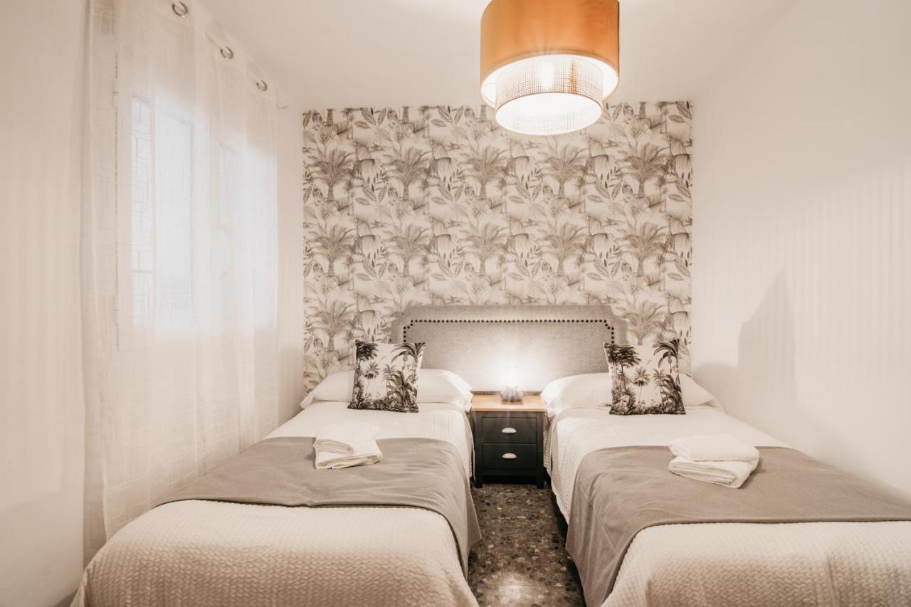Tuguest Maria Luisa Apartment Гранада Екстериор снимка