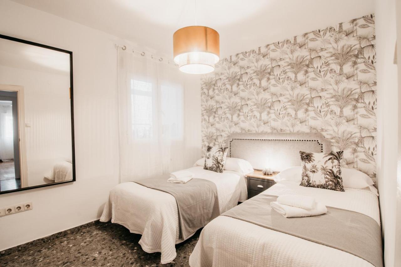 Tuguest Maria Luisa Apartment Гранада Екстериор снимка