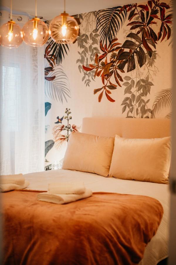 Tuguest Maria Luisa Apartment Гранада Екстериор снимка